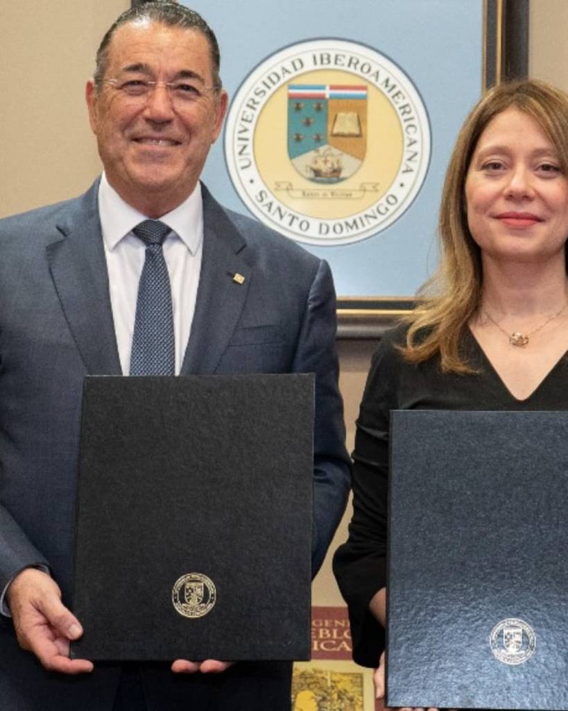 Clúster Turístico de Santo Domingo (CTSD) y Unibe unen fuerzas para revolucionar el turismo en Santo Domingo
