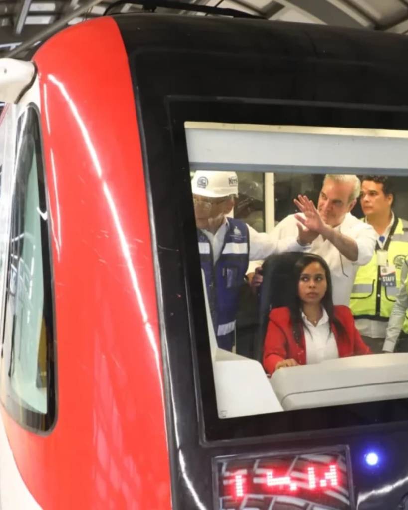 Abinader participa en la 5ta prueba del Metro de Los Alcarrizos y confirma apertura para 2026