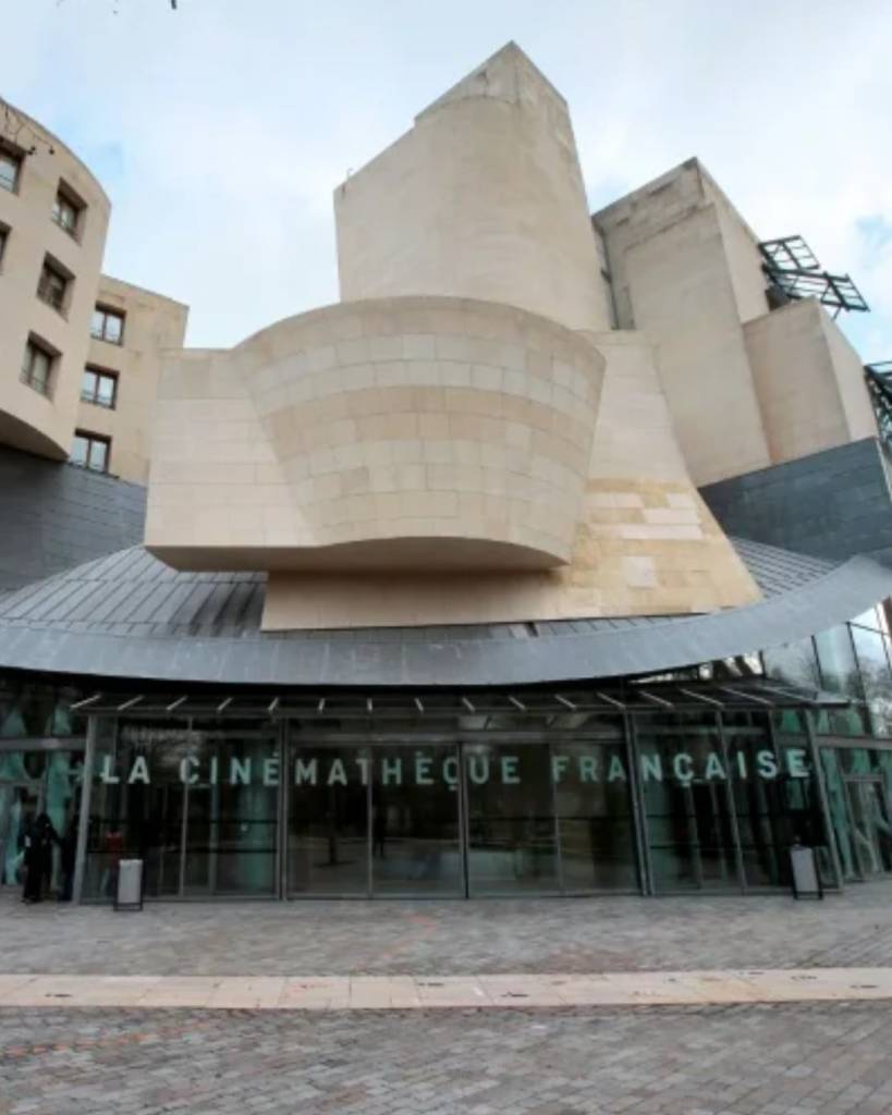 La icónica Cinemateca Francesa en París cierra sus puertas por una alarmante plaga de chinches