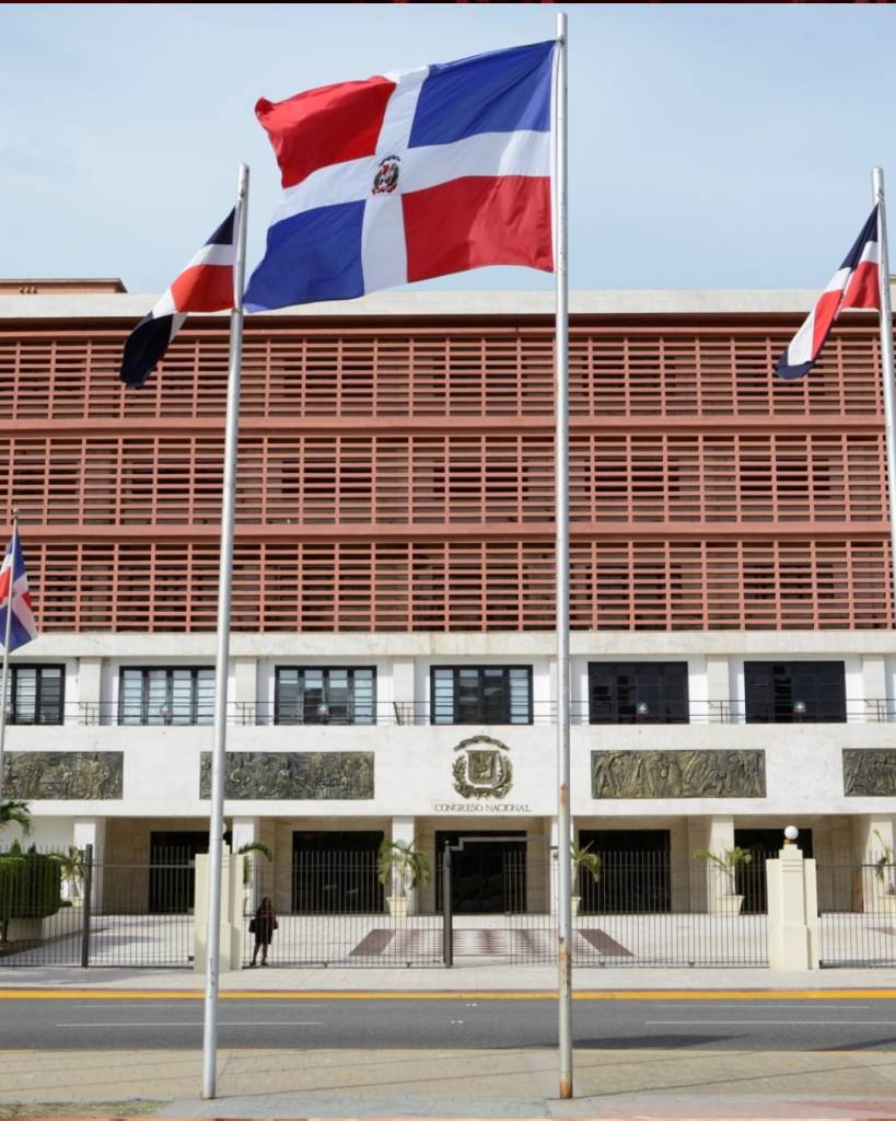 Senado convierte en ley el nuevo Código Procesal Penal, a días de vencer el plazo del Tribunal Constitucional