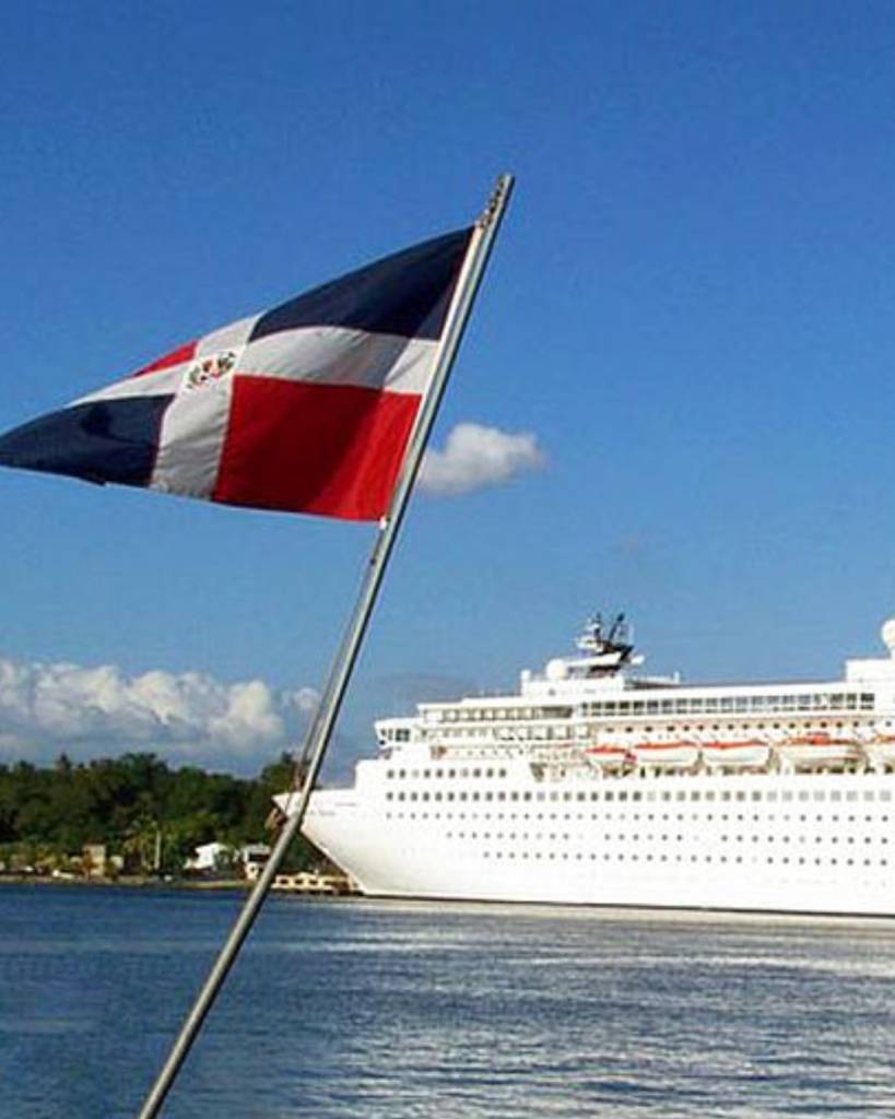 De los 2.8 millones de pasajeros de cruceros reportados en 2025, apenas el 3.3% desembarcó en suelo dominicano