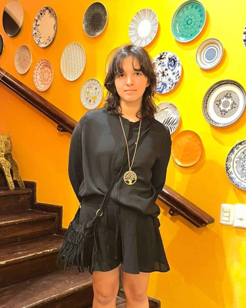 Versos dominicanos rumbo a la Luna: el poema de una joven de Sosúa que viajará al espacio