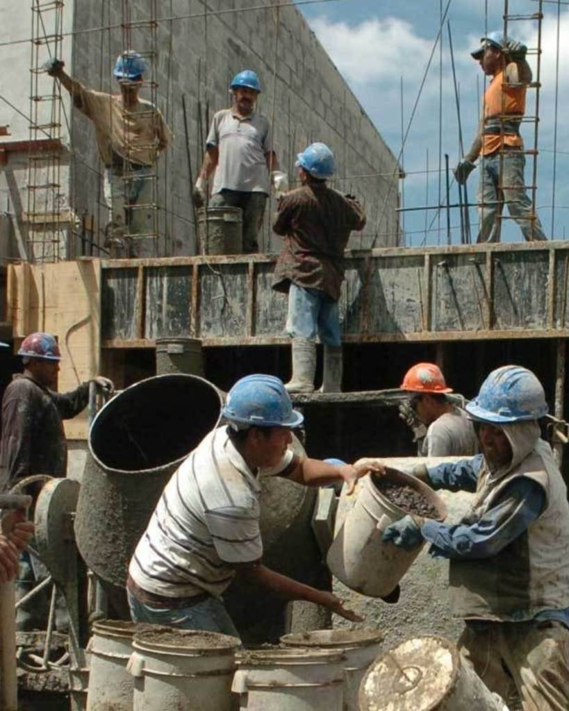 El plan de regulación de la mano de obra extranjera del CES sigue estancada en el Gobierno 