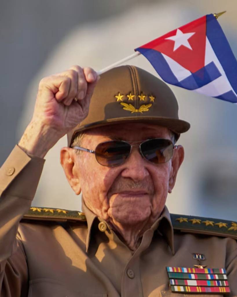 Fiscalía Federal del Sur de Florida emite orden de arresto contra Raúl Castro por el derribo de las avionetas de Hermanos al Rescate en 1996