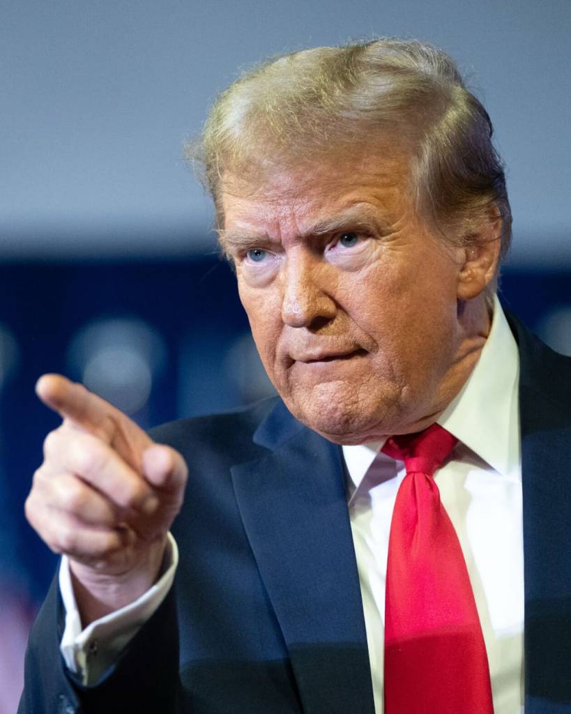 Trump lanza dura advertencia a Irán: amenaza con nuevos bombardeos pese al inminente acuerdo de paz