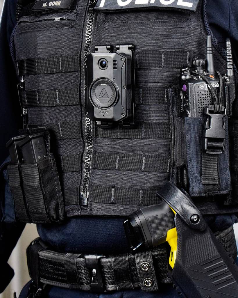 Cámaras corporales obligatorias y derecho a grabar: la reforma que transformaría los operativos de la Policía Nacional