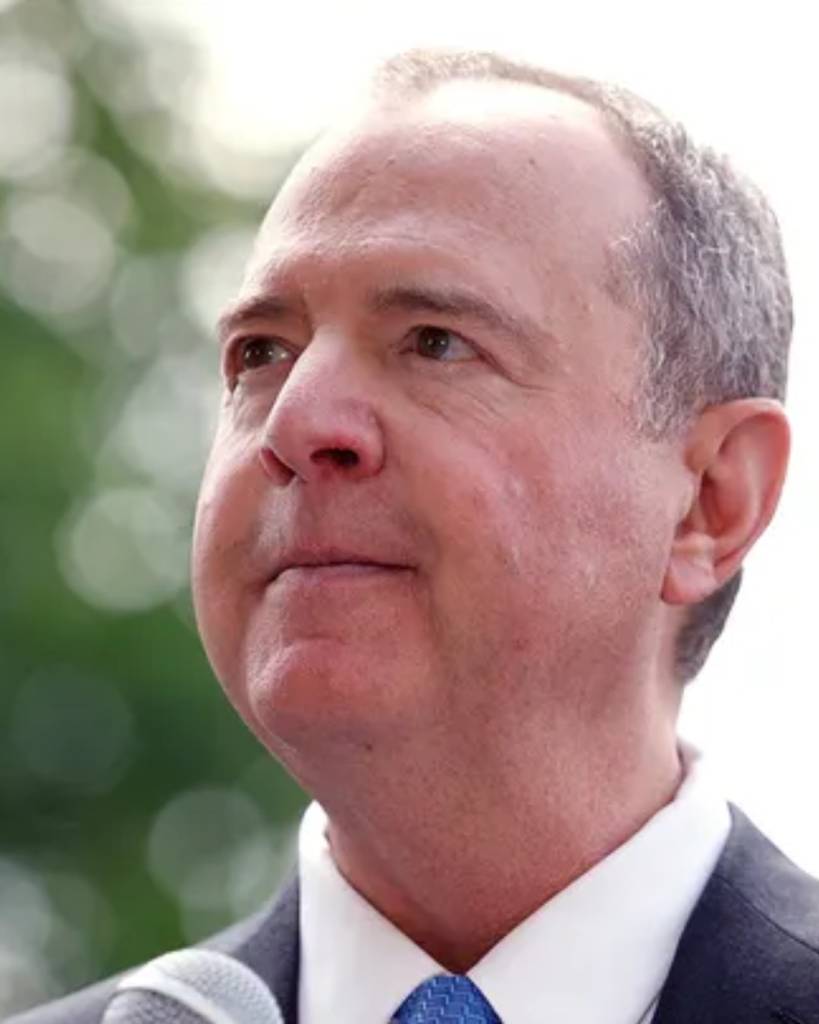 Trump acusa al senador demócrata Adam Schiff de mentir sobre su residencia y cometer fraude hipotecario